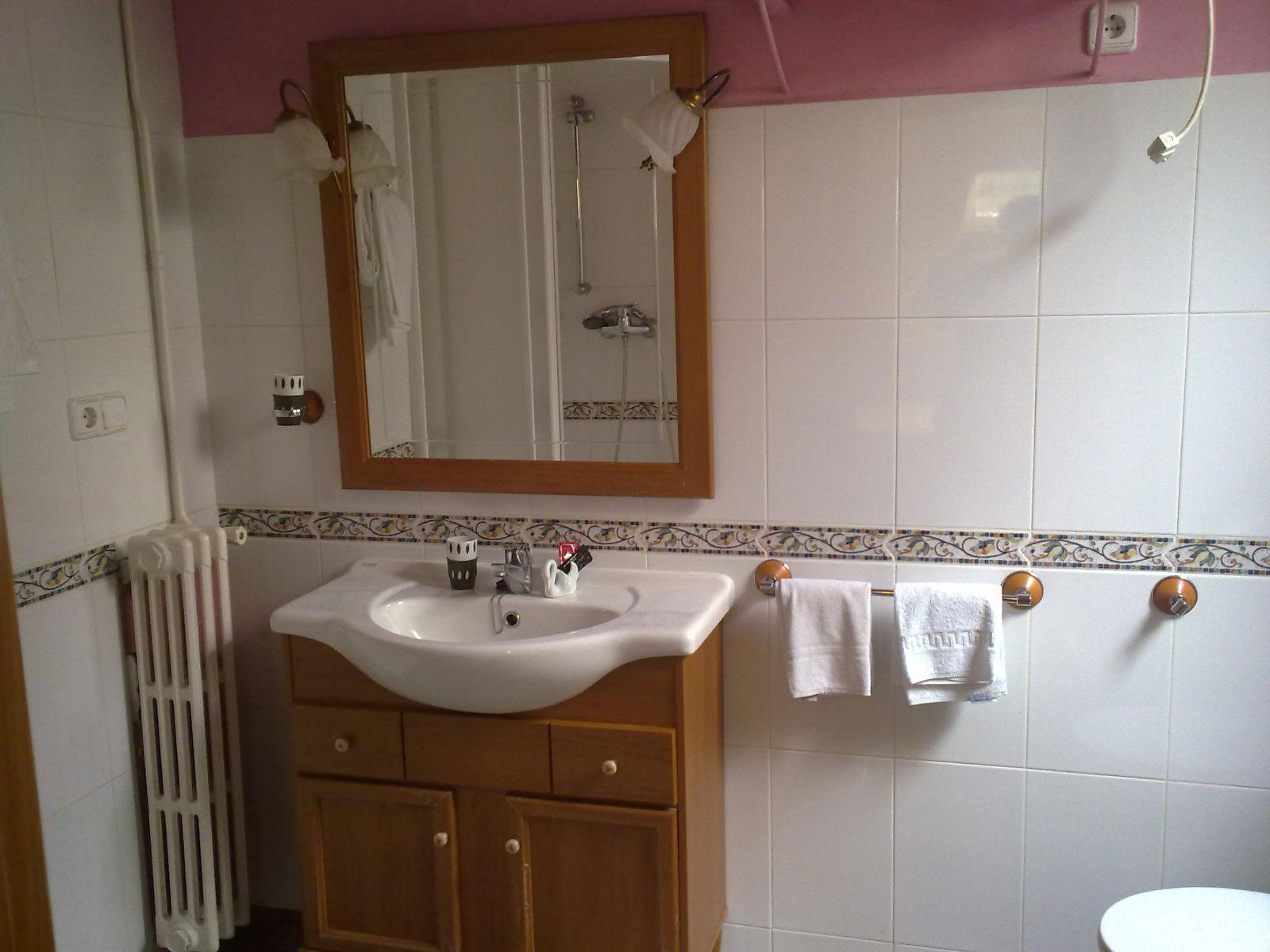Hostal Porta De Nuria ريب دي فريزر المظهر الخارجي الصورة