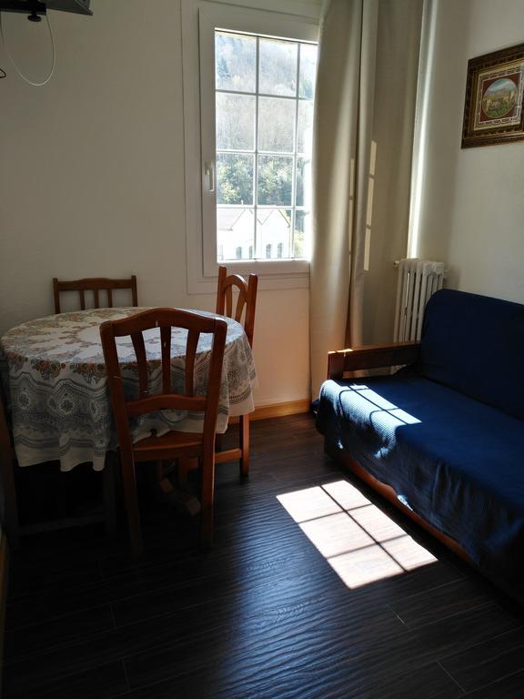 Hostal Porta De Nuria ريب دي فريزر المظهر الخارجي الصورة